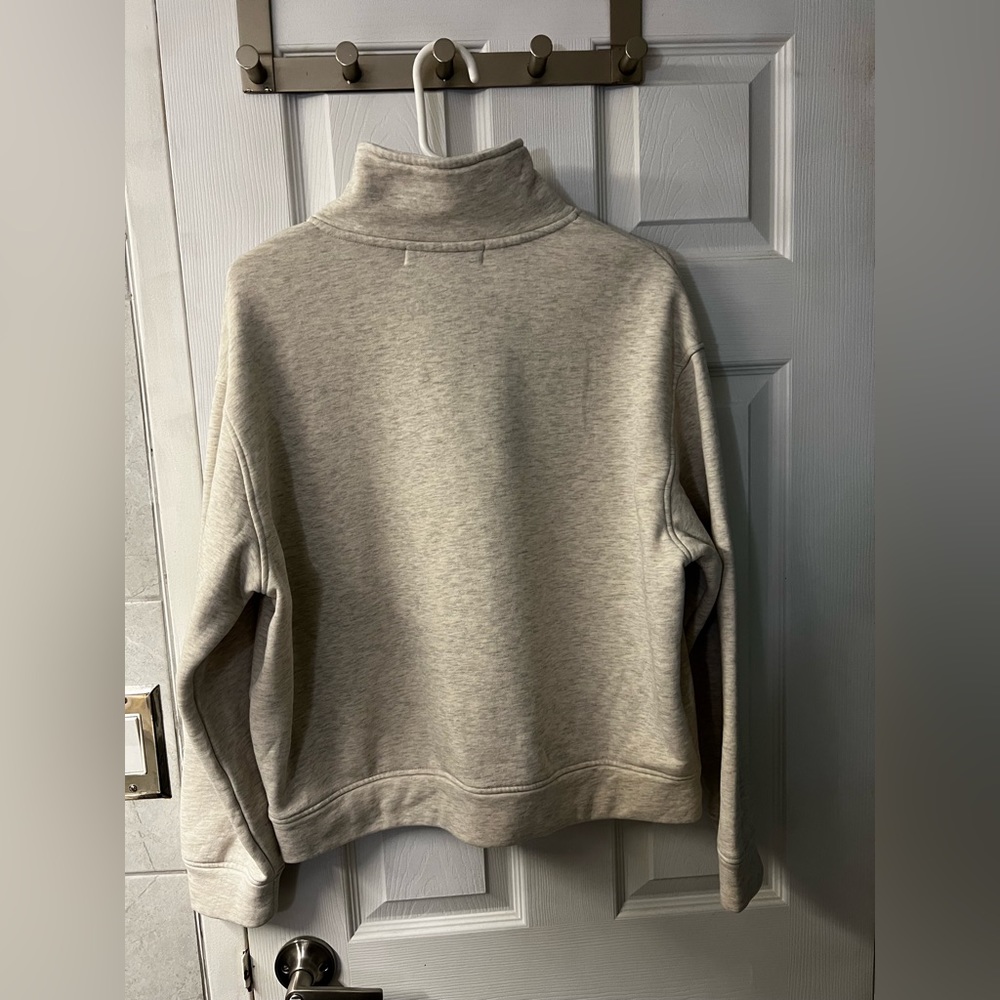 8 seconds half zip - Picture 4 of 4